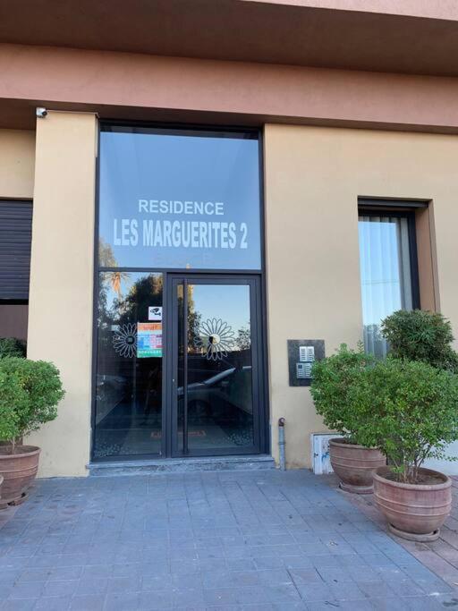 Neuf Climatise, Centre Marrakech. Apartment